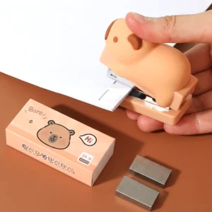 3d-mini-capybara-hefter-auf-schreibtisch-als-deko