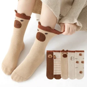 5er Set Kinder Capybara Socken mit süßen Cartoon Capybara Designs in Braun und Beige