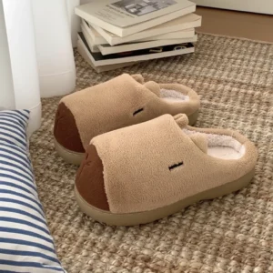 Beige schlafige Capybara Plüsch Hausschuhe mit Memory Foam