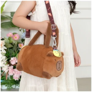 Braune Capybara Plüschtasche mit Bienenaccessoire, Vorderansicht