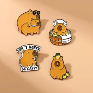 4-teiliges capybara anstecknadel set mit vier motiven: bad, hoodie, yuzu und meme duo