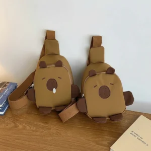 Capybara Brusttasche Schlaf Style mit Schnupfbläschen und 3D Ohren