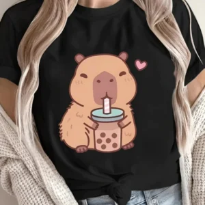 Süßes Capybara Bubble Tea T-Shirt rosa getragen, Outfit Beispiel