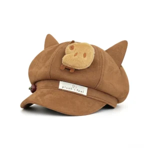 suesse capybara katzenohr schirmmuetze mit pluesch pin