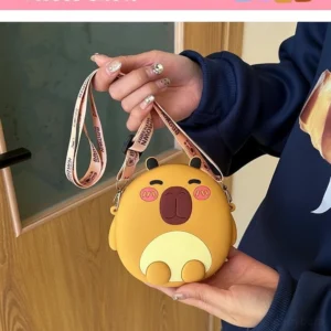 Capybara Mini Umhängetasche mit verstellbarem Gurt, Tragesicht