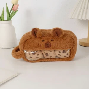 Weiches Capybara Mäppchen mit tränenreichem Gesichtsausdruck, Detailansicht