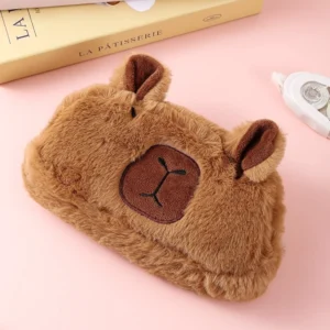 Capybara Plüsch Mäppchen braunes Loaf Design Federtasche geschlossen