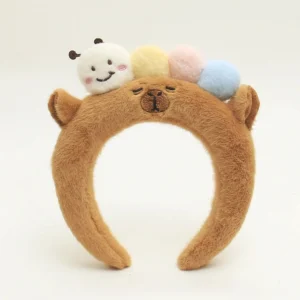 Capybara Plush Stirnband mit 3D Raupe, weicher Capybara Haarreif für Selfcare