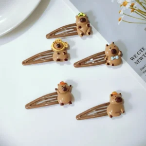 fuenf braune metall capybara snap haarspangen mit 3d harz capybara charms