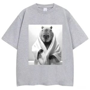 Gelbes Capybara Bademantel Spa Day T-Shirt Produktansicht
