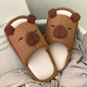 Braune Karameell Capybara Schlappen gewebte Canvas Hauspantoffel mit schlafendem Capybara Design