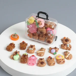 15-teiliges leuchtendes Mini Capybara Figur Set mit durchsichtiger Mini Koffer