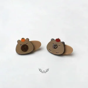 Minimalistische Capybara Haarspange Kollektion, Acryl Design mit Frucht und Seitenprofil, 4,5 cm