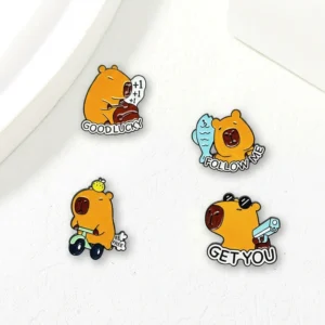 Set mit vier lustigen Emaille Capybara Anstecknadeln, Capybara Pin mit verschiedenen Meme Motiven