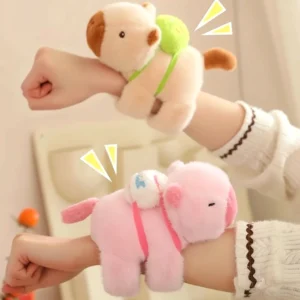 Weiches Capybara Schnapparmband Plüsch mit Rucksack